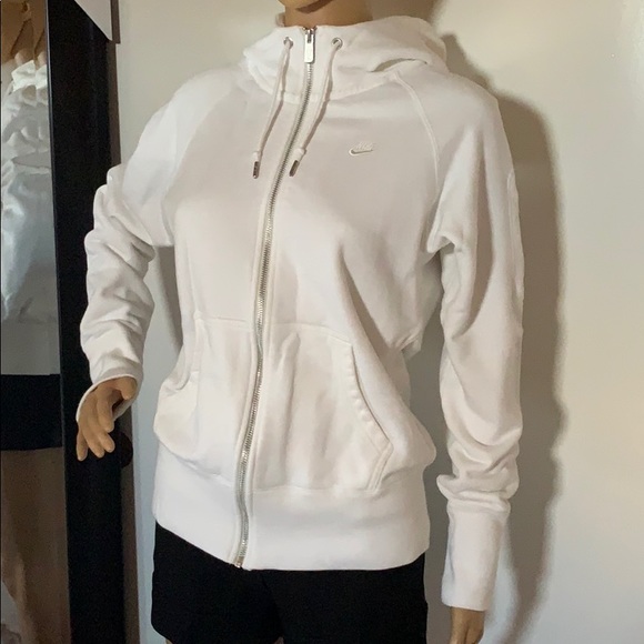 Nike Jackets & Blazers - 🏃‍♀️🤸‍♀️Nike zip hoodie jacket!